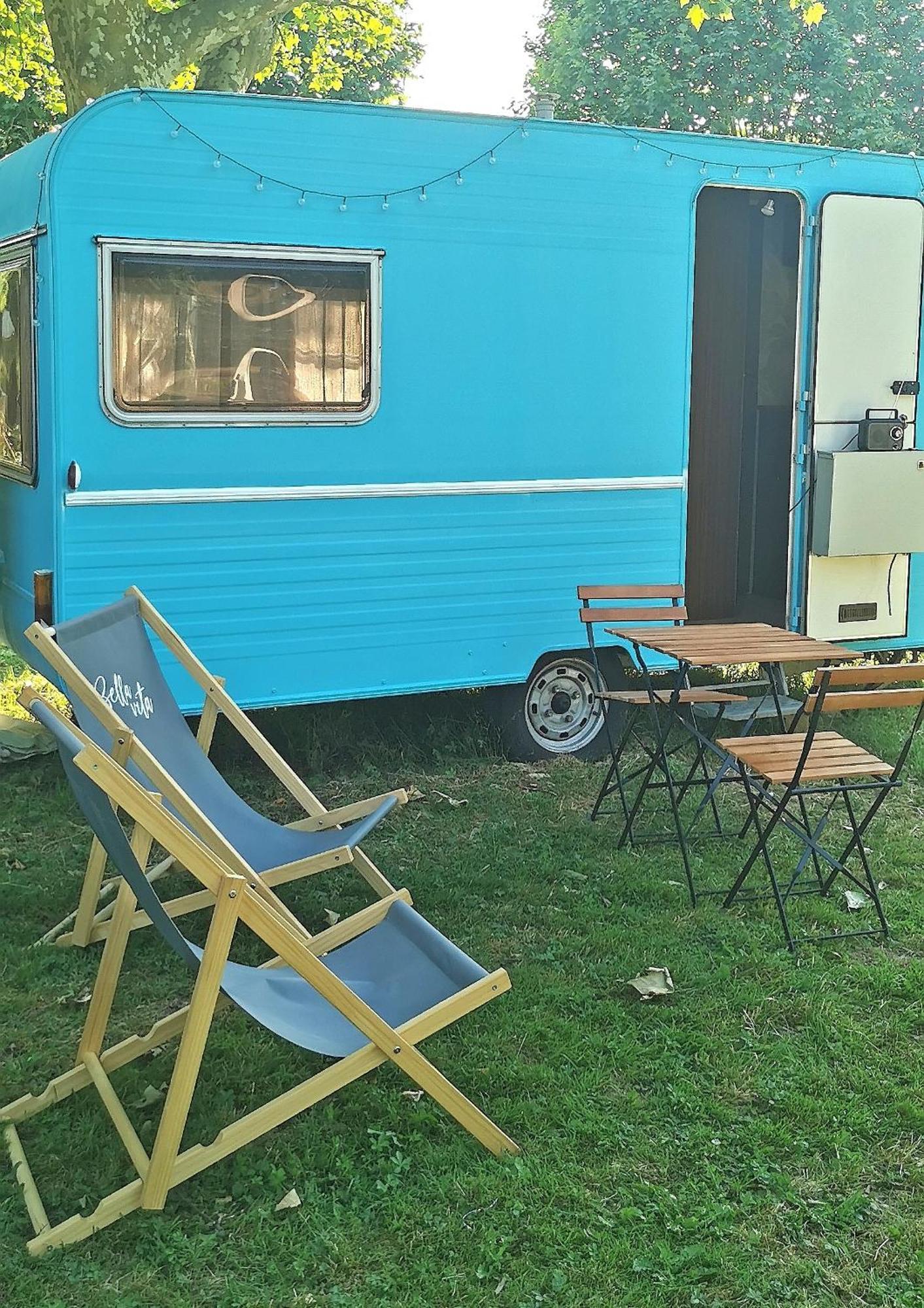 Camping De Thoissey *** Exteriör bild