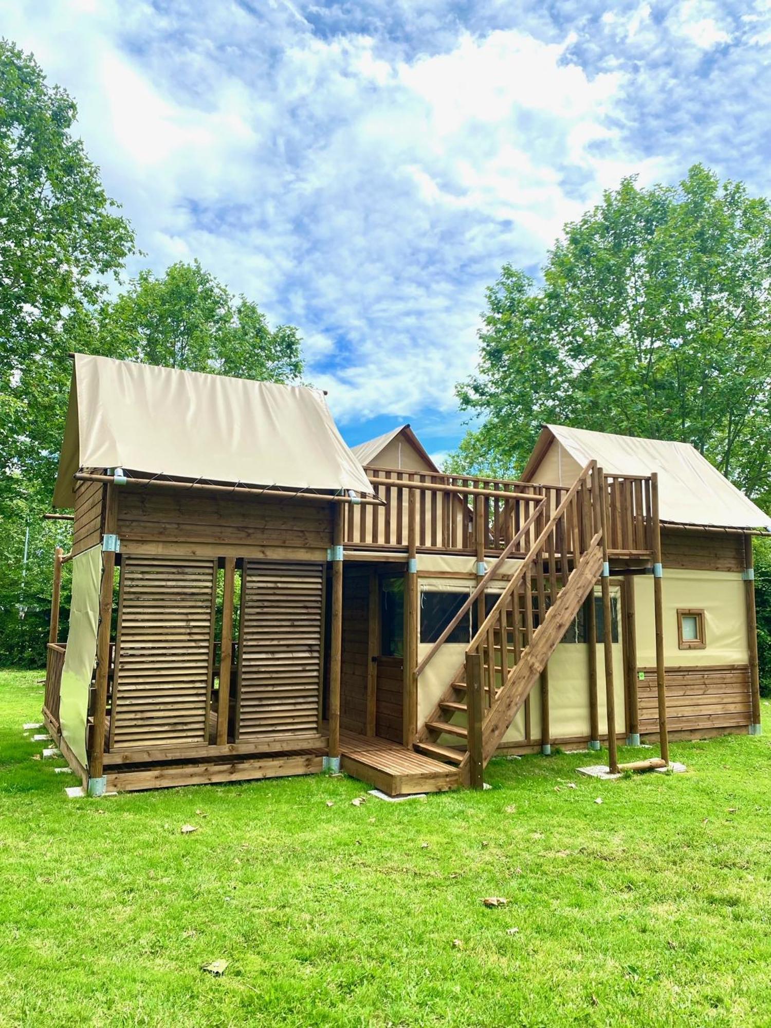 Camping De Thoissey *** Exteriör bild