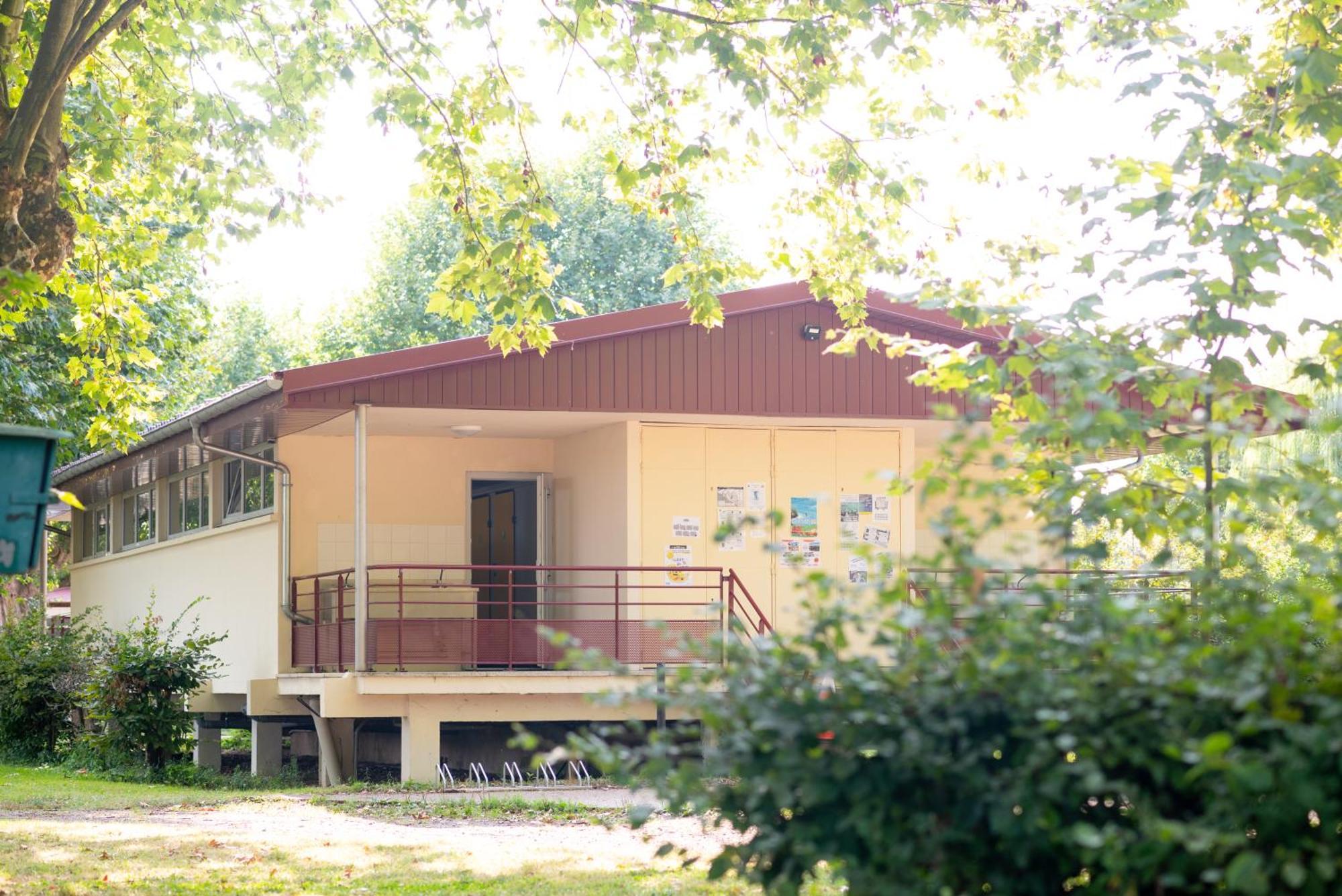 Camping De Thoissey *** Exteriör bild