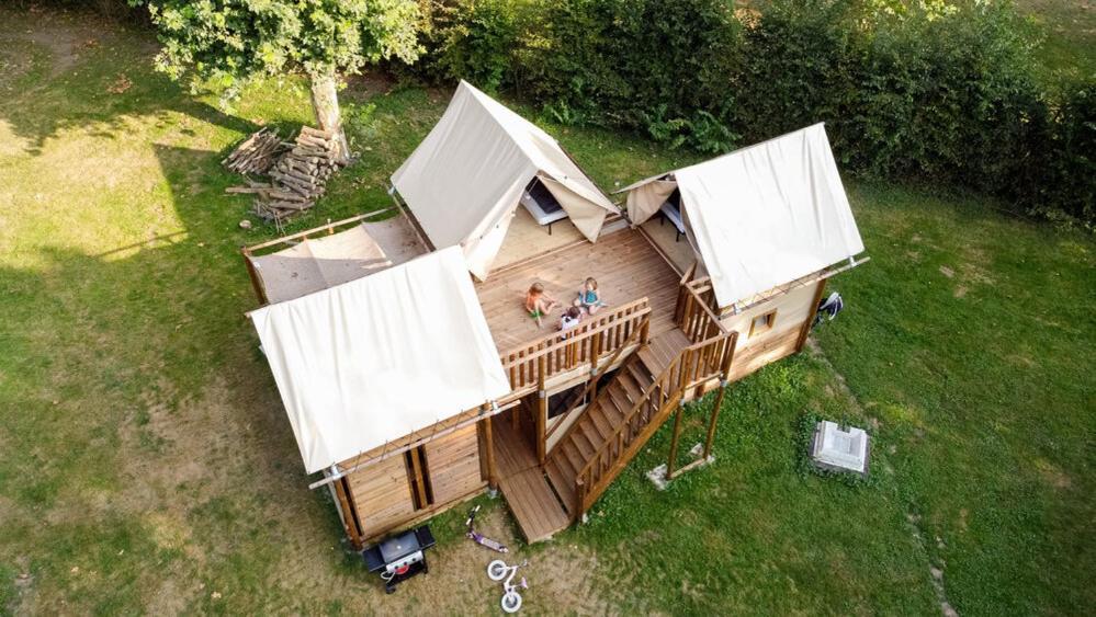 Camping De Thoissey *** Exteriör bild